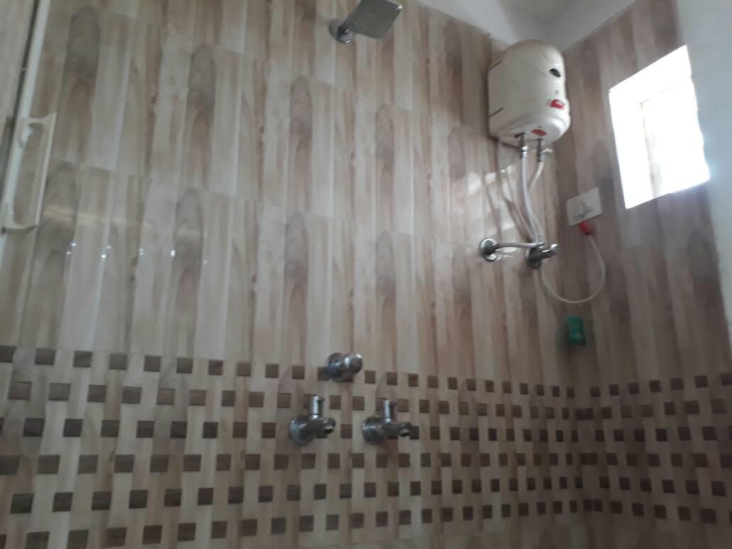 Stay Guru Usha Residency Bhuj Bagian luar foto